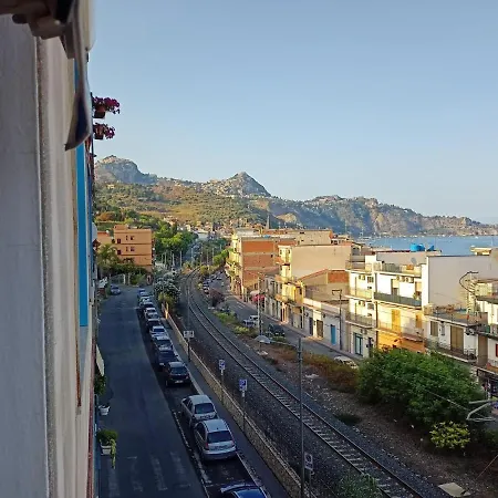 Stanza Vista Mare *
