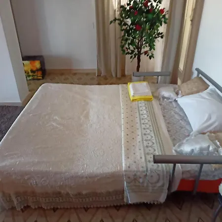 Stanza Vista Mare * Giardini-Naxos