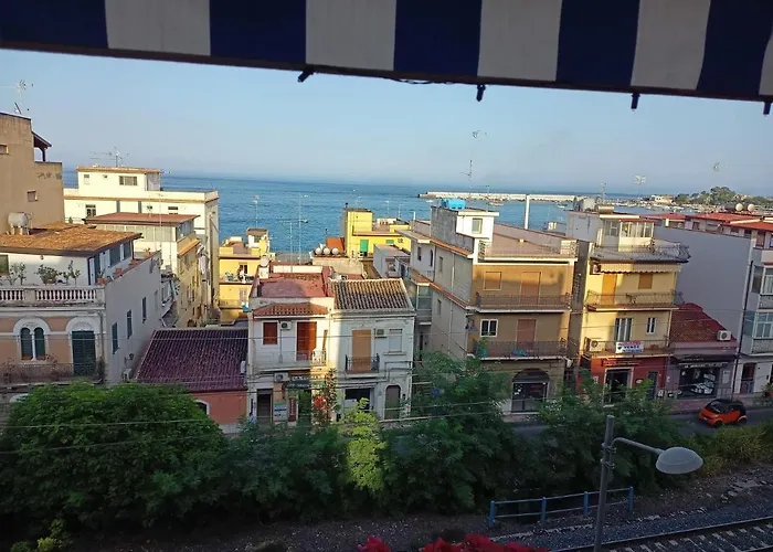 Stanza Vista Mare ホームステイ